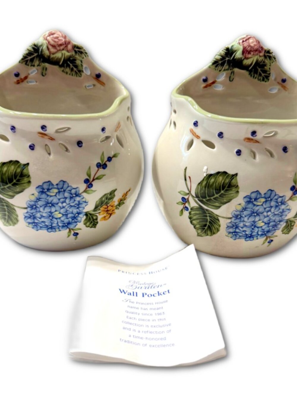 Princess House Vintage Garden Ceramic Wall Pocket Vase Hydrangea Floral Set of 2